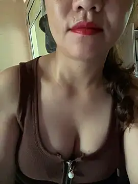 Diana-sexyy online show from April 28, 2026, 3:44 am