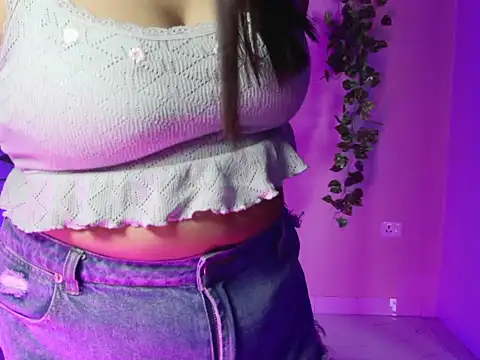 Saira Hotty online show from March 18, 2026, 8:06 am