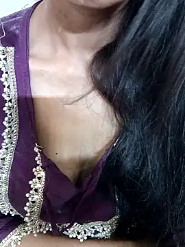 Asha devi90 online show from April 29, 2026, 4:11 pm