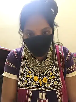 mahalaxmi teluguammai online show from February 4, 2026, 1:50 pm