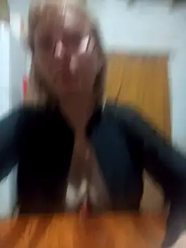 SexyMilf1211 online show from May 6, 2026, 11:54 pm