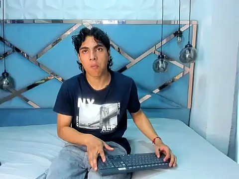 MattFiore online show from February 6, 2026, 4:54 pm