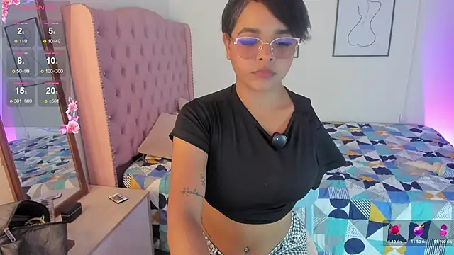 Tatiana-Jaaramillo online show from April 23, 2026, 8:22 pm