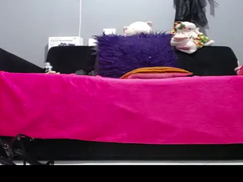 sasha sexy1 online show from December 17, 2025, 2:06 am