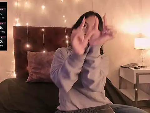 Lianna Smith  online show from February 25, 2026, 2:54 am