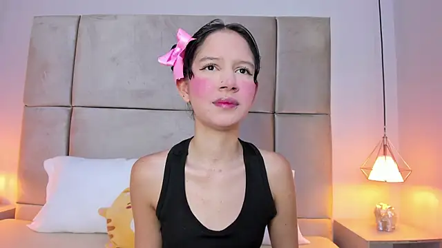 angelaG1 online show from November 28, 2025, 8:33 pm