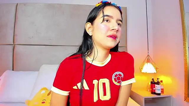 angelaG1 online show from June 24, 2026, 3:27 am