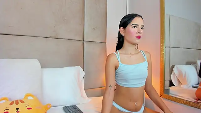 angelaG1 online show from June 26, 2026, 4:06 am