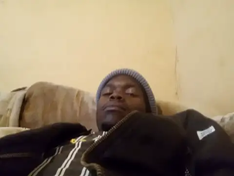 ZucCocDope11 online show from May 18, 2026, 9:59 am
