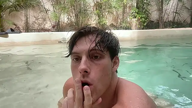 alex islivee online show from June 2, 2026, 8:44 pm