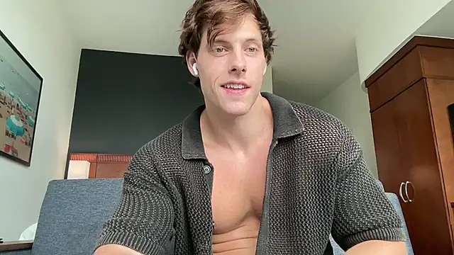 alex islivee online show from June 9, 2026, 5:02 pm