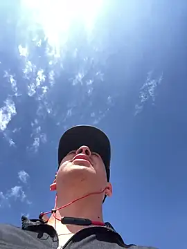 Snapshot of algila08 chatting on March 8, 2026, 5:39 pm algila08 online show from March 8, 2026, 5:39 pm