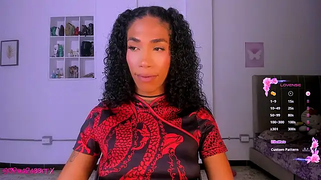  Larabbitxx online show from March 17, 2026, 1:21 am