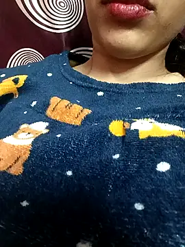 Snapshot of Neethu90 chatting on December 19, 2025, 7:10 pm Neethu90 online show from December 19, 2025, 7:10 pm