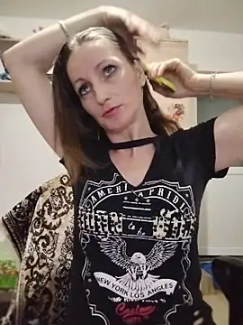 Snapshot of CrazyMaya39 chatting on June 20, 2026, 9:28 pm CrazyMaya39 online show from June 20, 2026, 9:28 pm