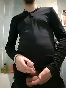 Snapshot of Gregorywhitelegs chatting on April 19, 2026, 12:15 pm Gregorywhitelegs online show from April 19, 2026, 12:15 pm