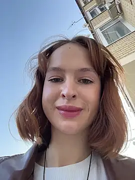 hani obsessed online show from November 27, 2025, 10:17 am