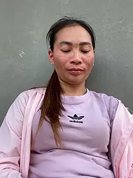 Snapshot of pitty_mymi chatting on March 20, 2026, 8:52 am pitty mymi online show from March 20, 2026, 8:52 am