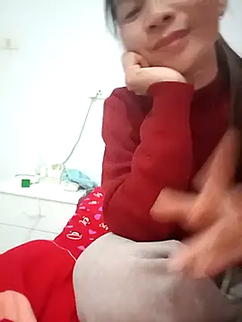 Snapshot of pitty_mymi chatting on April 1, 2026, 1:41 pm pitty mymi online show from April 1, 2026, 1:41 pm