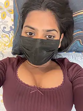 sexyayeshadesi online show from May 4, 2026, 6:04 pm