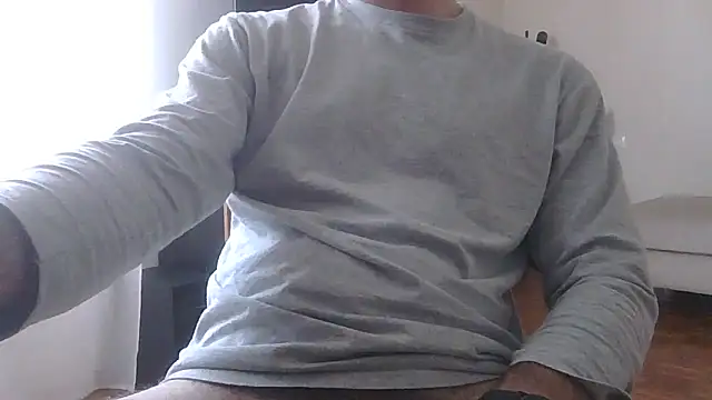 Snapshot of Ilsexyvizietto chatting on April 16, 2026, 1:12 pm Ilsexyvizietto online show from April 16, 2026, 1:12 pm