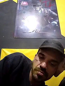 xxxbananaboy online show from April 22, 2026, 6:38 am