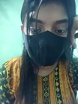 Disha Nur0 online show from March 5, 2026, 9:44 pm