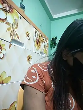 Disha Nur0 online show from May 9, 2026, 10:59 pm