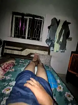 Snapshot of Gaassy_2425 chatting on July 22, 2026, 6:32 pm Gaassy 2425 online show from July 22, 2026, 6:32 pm