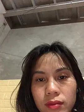 Snapshot of Trangbabylove chatting on February 8, 2026, 10:46 pm Trangbabylove online show from February 8, 2026, 10:46 pm