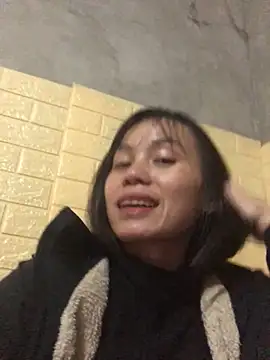 Snapshot of Trangbabylove chatting on March 9, 2026, 4:11 pm Trangbabylove online show from March 9, 2026, 4:11 pm