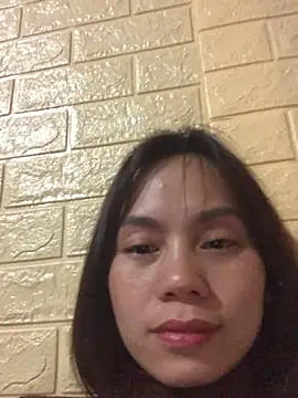 Snapshot of Trangbabylove chatting on March 10, 2026, 8:58 pm Trangbabylove online show from March 10, 2026, 8:58 pm