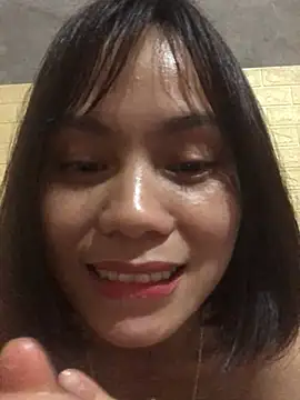 Snapshot of Trangbabylove chatting on March 18, 2026, 7:39 pm Trangbabylove online show from March 18, 2026, 7:39 pm