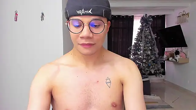 MarcoKostov online show from November 27, 2025, 8:44 pm