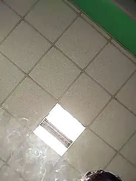 platone09 online show from January 15, 2026, 2:43 pm