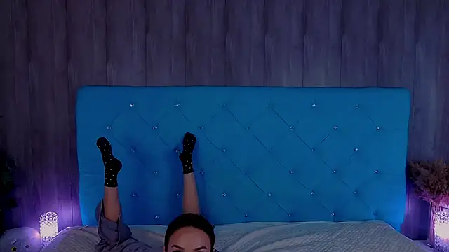ArielEvans online show from June 22, 2026, 3:47 am