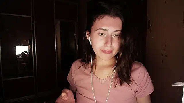 KristinaScott online show from March 31, 2026, 5:13 pm