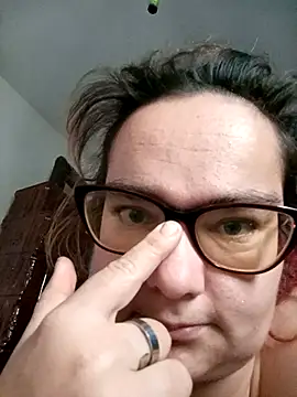 BabyGirlll1 online show from November 16, 2025, 9:04 am