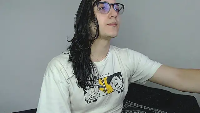 Amoneth Xx online show from December 1, 2025, 8:36 pm