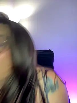 Snapshot of kaily_monroe chatting on November 18, 2025, 10:03 pm kaily monroe online show from November 18, 2025, 10:03 pm