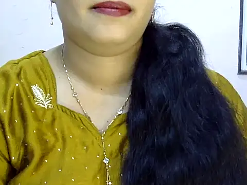 Muskan Jha online show from July 19, 2026, 2:04 am