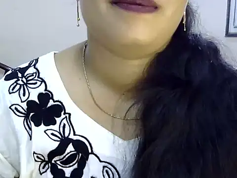 Muskan Jha online show from August 1, 2026, 5:18 am
