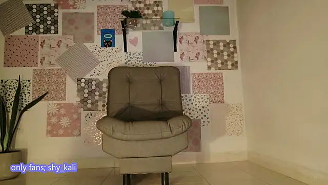 kalitsa  online show from December 18, 2025, 11:38 am