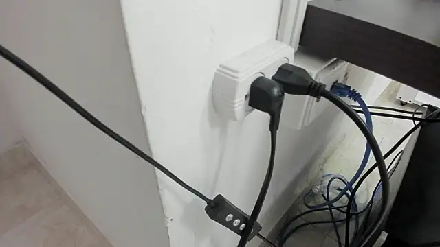 Snapshot of Kendall_curves chatting on February 10, 2026, 3:10 am Kendall curves online show from February 10, 2026, 3:10 am