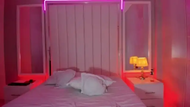 Snapshot of Kendall_curves chatting on March 20, 2026, 2:27 am Kendall curves online show from March 20, 2026, 2:27 am