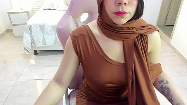 Tahira bakir online show from November 18, 2025, 3:38 pm