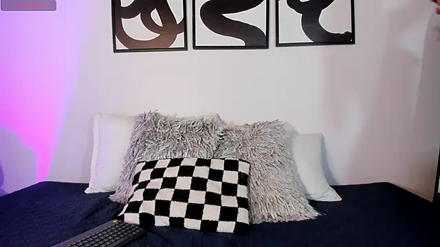 Sofi vega77 online show from March 12, 2026, 11:27 am