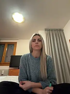 Snapshot of feliciafelon chatting on February 13, 2026, 8:49 pm feliciafelon online show from February 13, 2026, 8:49 pm