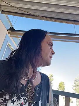 tsashelayamylynzy online show from November 28, 2025, 8:22 pm