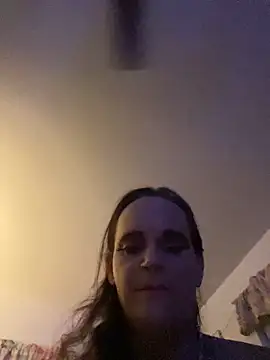 tsashelayamylynzy online show from May 5, 2026, 3:58 am